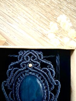 Médaillon labradorite macramé fait main