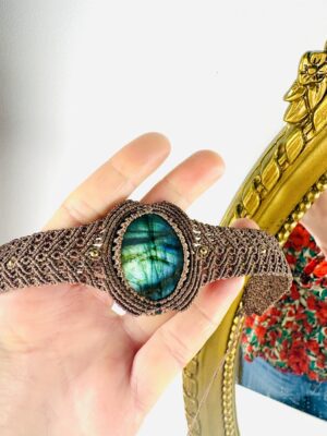 Chocker noisette et sa labradorite